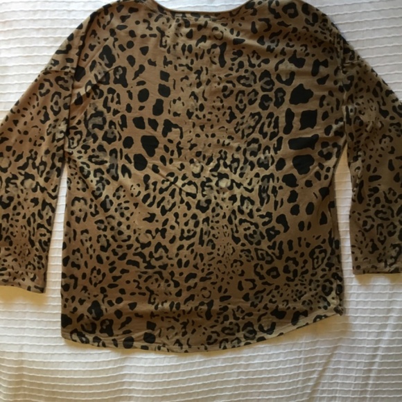 Leopard print top 🤎🐆🖤 - Picture 5 of 8